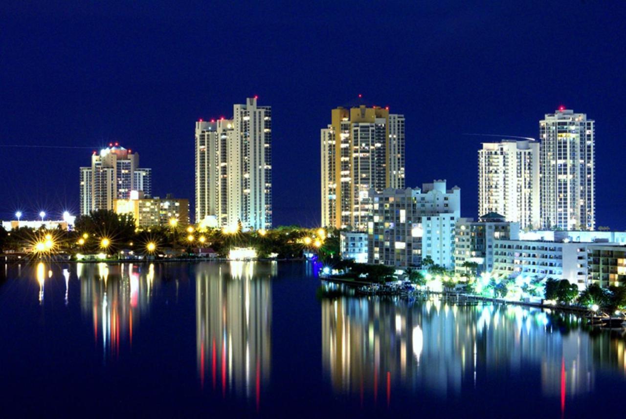 Global Luxury Suites In Sunny Isles Doral Exterior foto